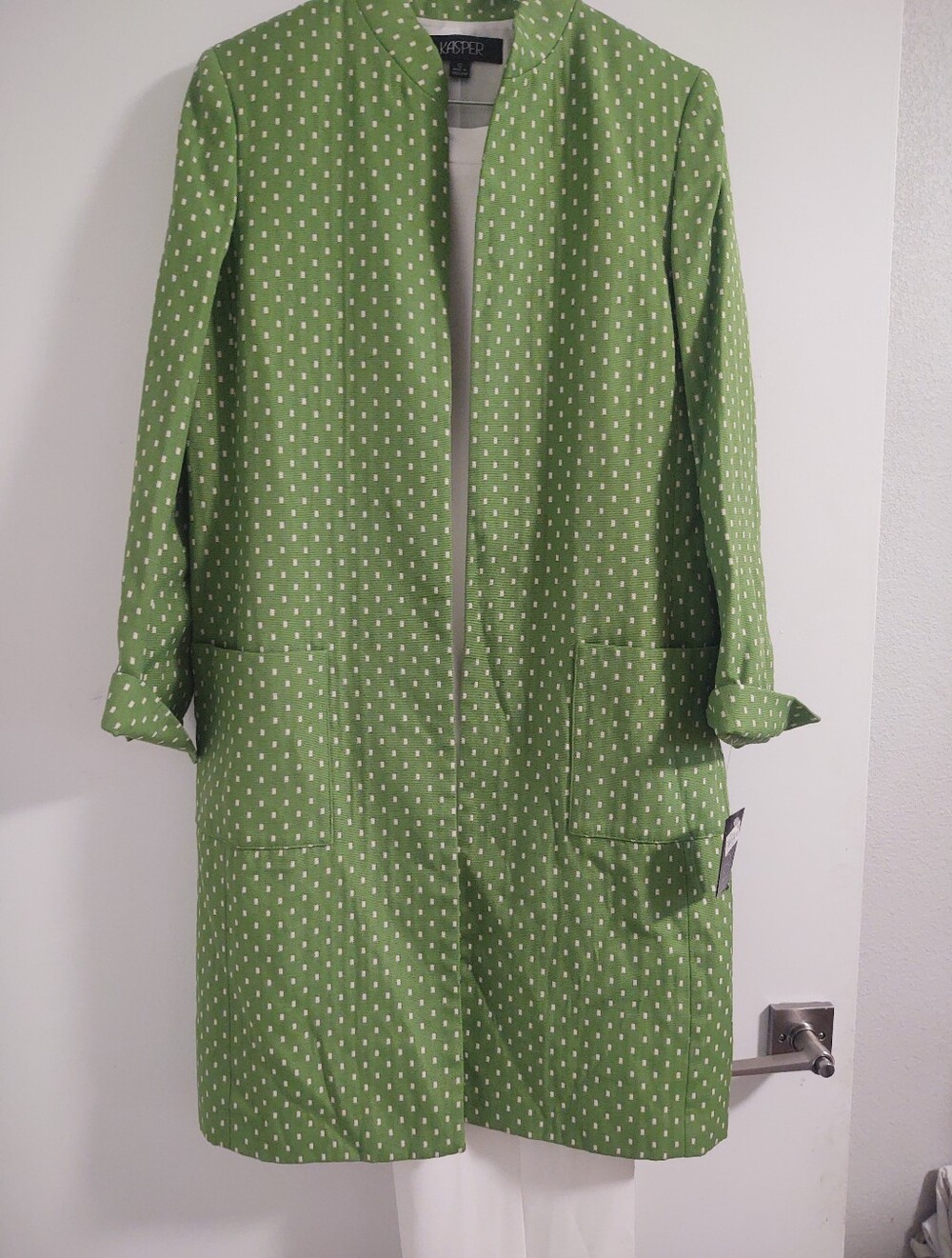 Kasper Women's Two Piece Lime Green Polka Dot Pant Suit NWT